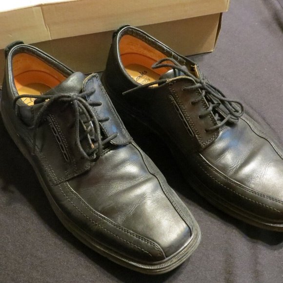 Clarks Men\'s UnKenneth Way black leather Derby Shoe main image 10